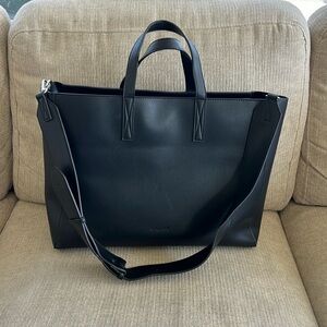 Calpak Haven Tote Black